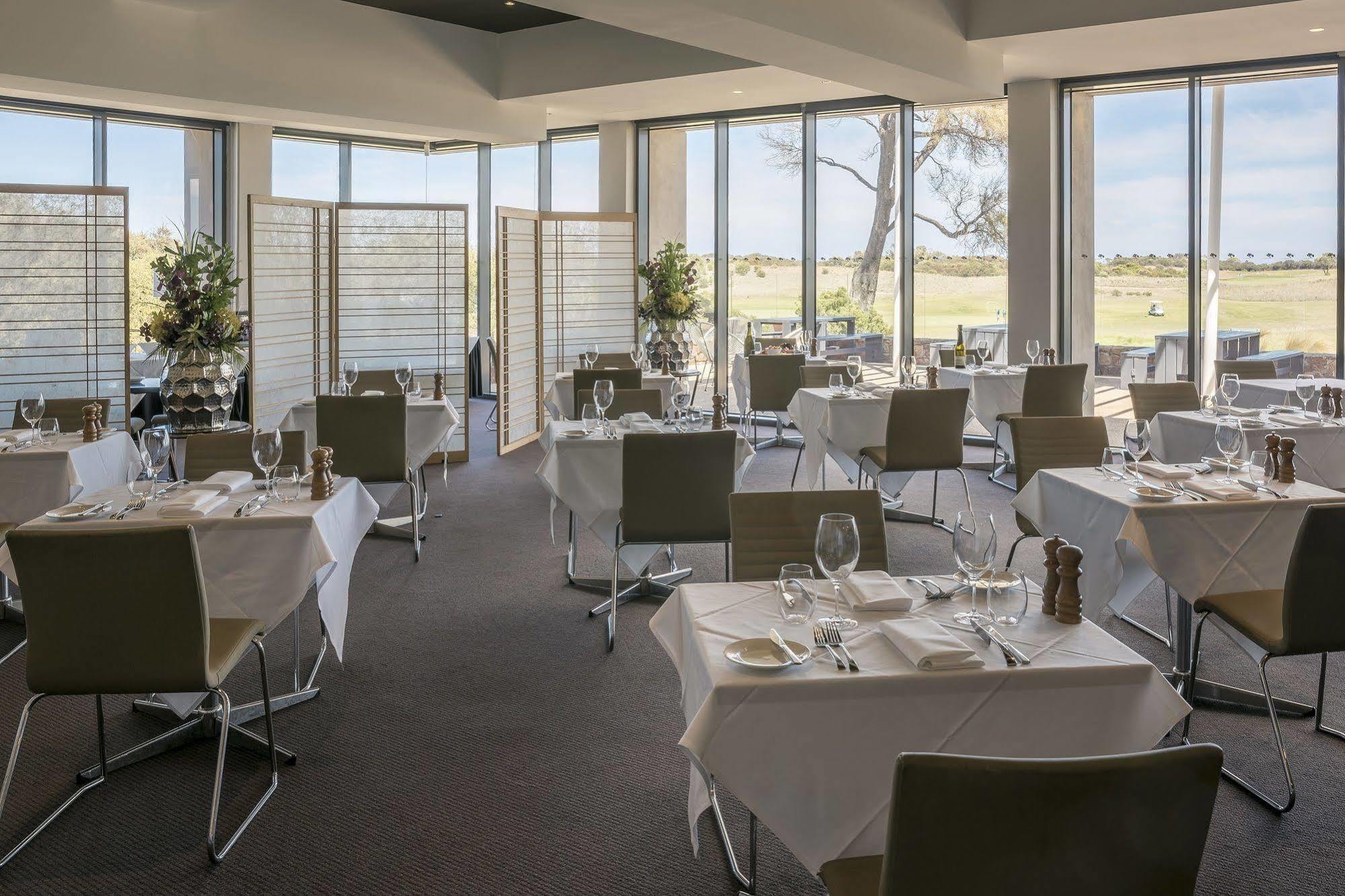 Peppers Moonah Links Resort Fingal Exterior photo